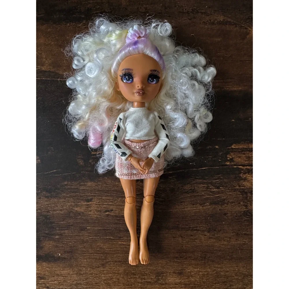 Rainbow High Color & Create Doll White Curly Hair Purple Eyes 594147 11 inch